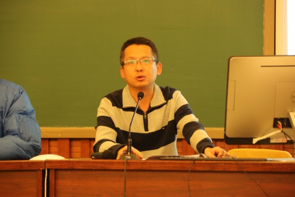 科研论文三等奖获得者科研论文二等奖获得者图为刘大伟校长,付琪书记